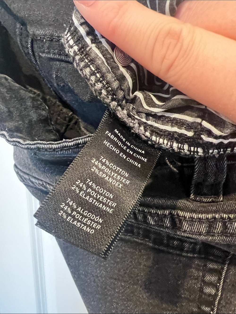 Kenneth Cole Slim Men's Jeans in Faded Black - Picture 7 of 8
